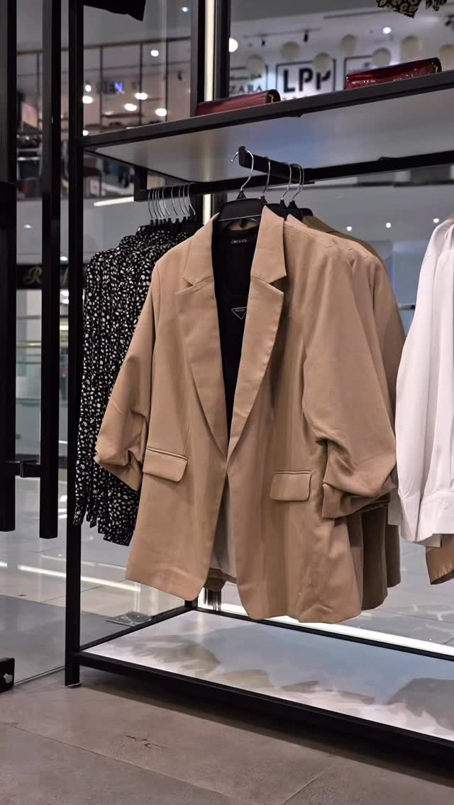 ecommerce.upsell.product_image_alt