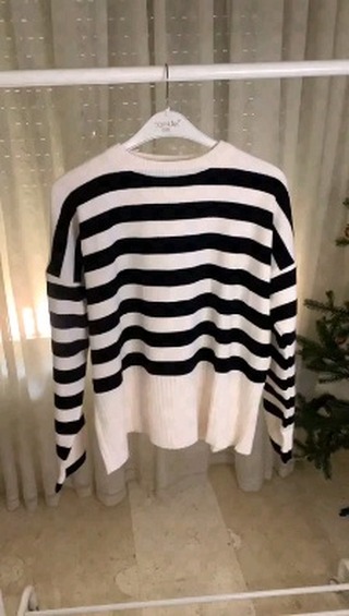 ecommerce.upsell.product_image_alt