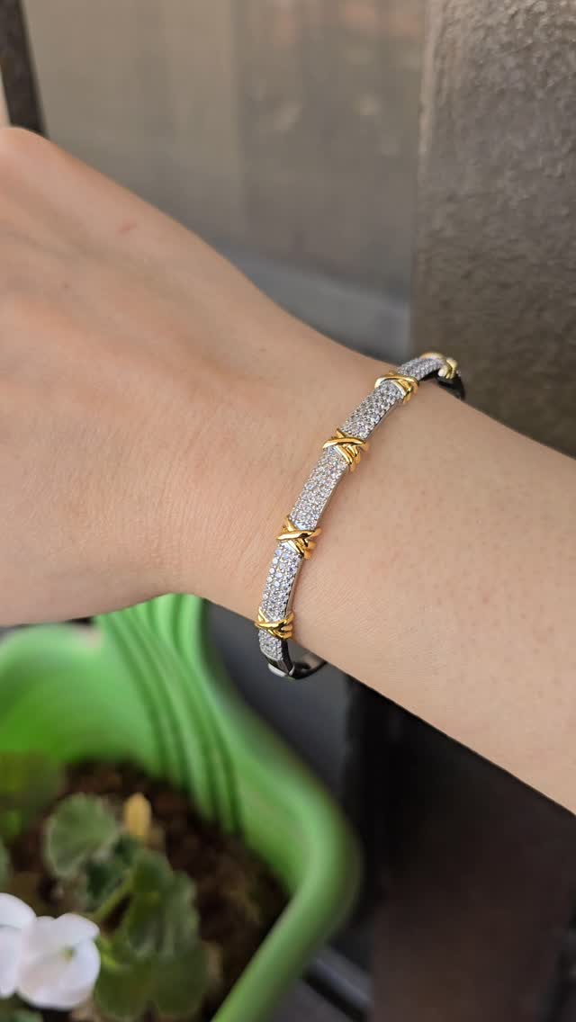 ecommerce.upsell.product_image_alt