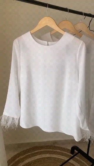 ecommerce.upsell.product_image_alt