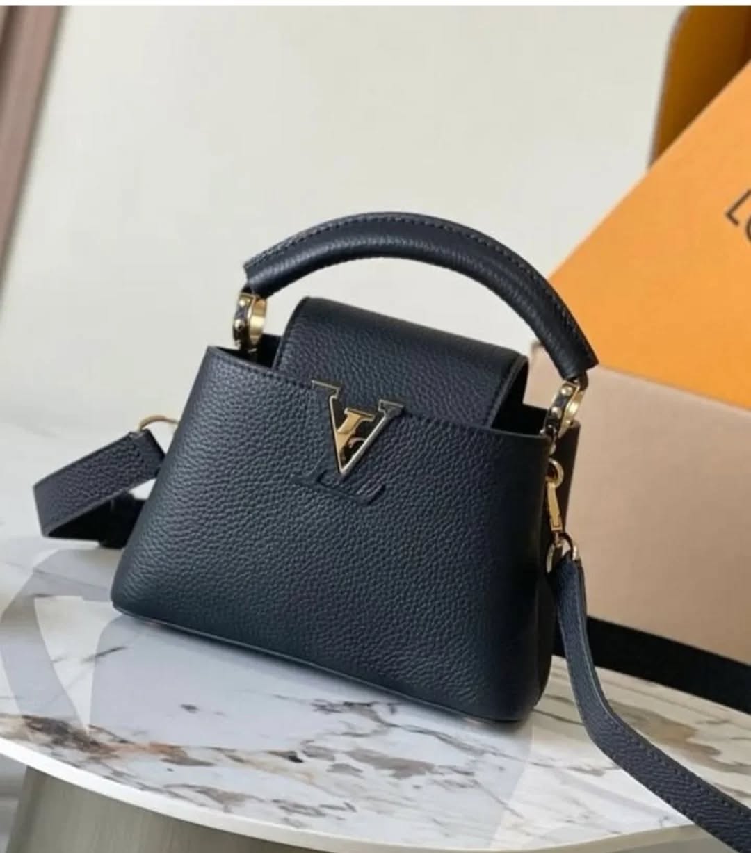 ecommerce.upsell.product_image_alt