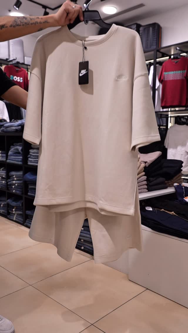 ecommerce.upsell.product_image_alt